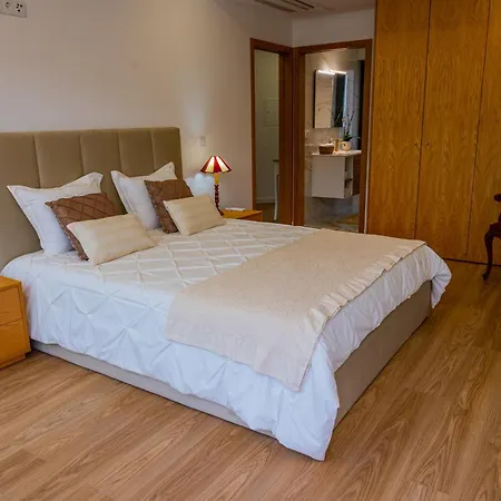 Casa Oliveiras *
